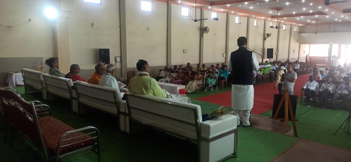 sukanyaiyer2's tweet photo. #GroundWorkofFriendsofBJP
lecture Session was conducted by #ChandrapurTeam of #FriendsofBJP Topic #NationalSecurity inviting Prof'l across Chandrapur to listen to Shri Praveen Aadekarji..sharing our PM @narendramodi Geo-Pol Strategies & Maitri with nations & Prof lent their Sppt https://t.co/QLE6IQpXYv