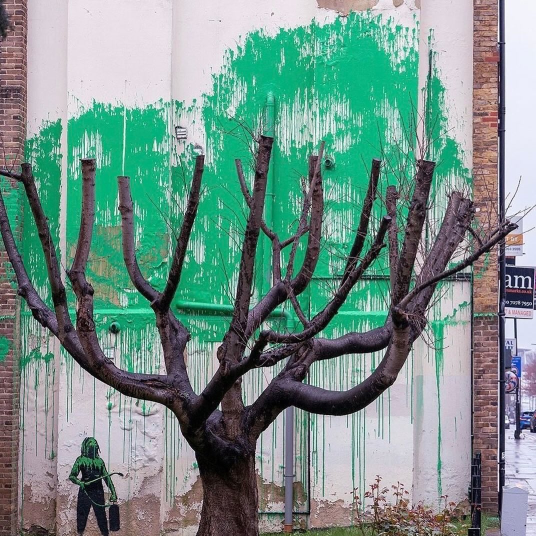 Rosdefrances's tweet photo. Today in London
#Banksy https://t.co/xiDsyfWjiO
