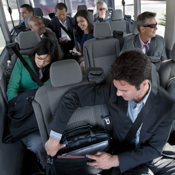 RhomTrip offers efficient group airport transportation services for seamless travel experiences. Whether traveling with colleagues, friends, or family, trust RhomTrip for comfortable and convenient group transfers. #SocialMedia #GroupTransportation'
rhomtrip.com/services/coach…