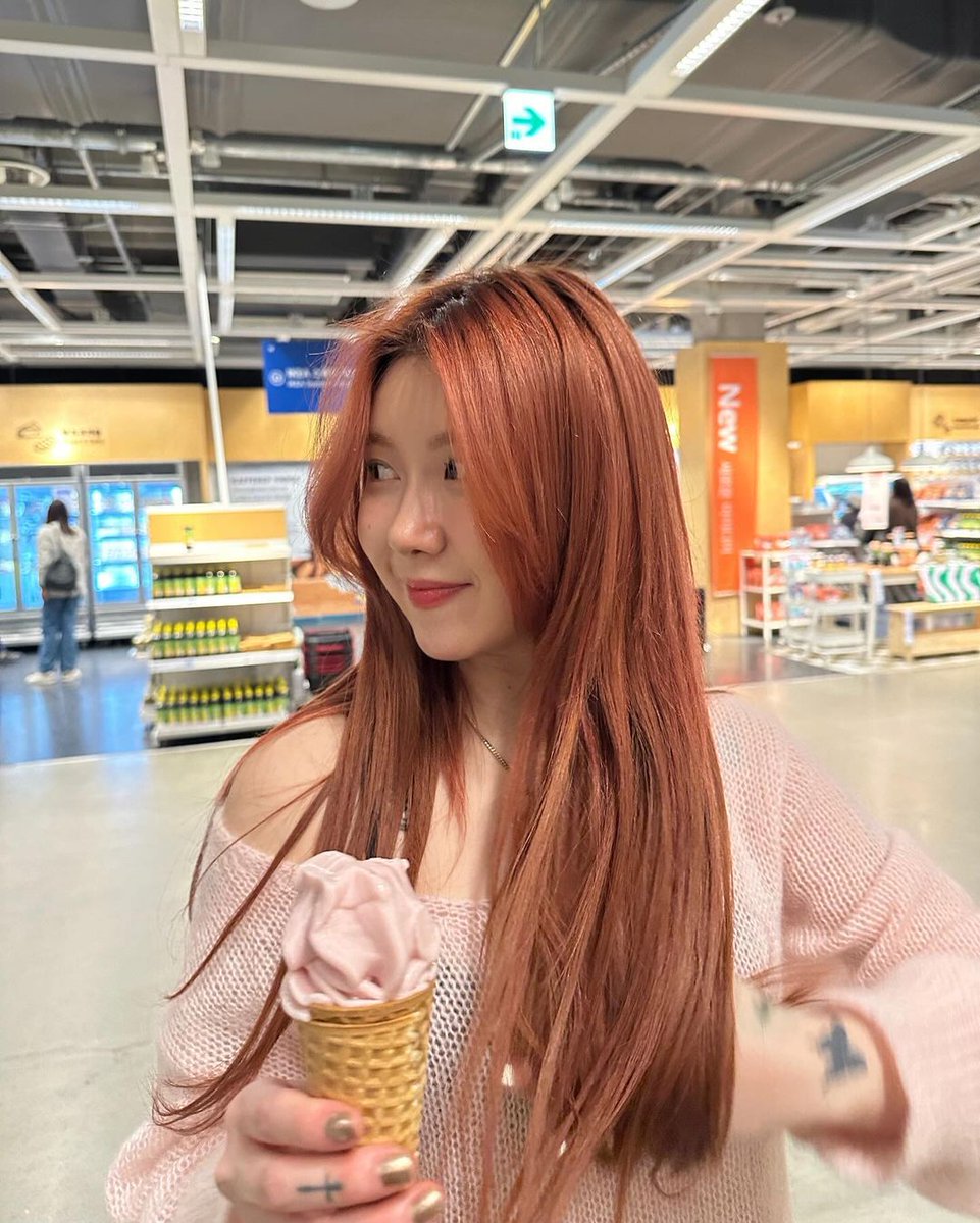 ice cream you scream!🍨🌸