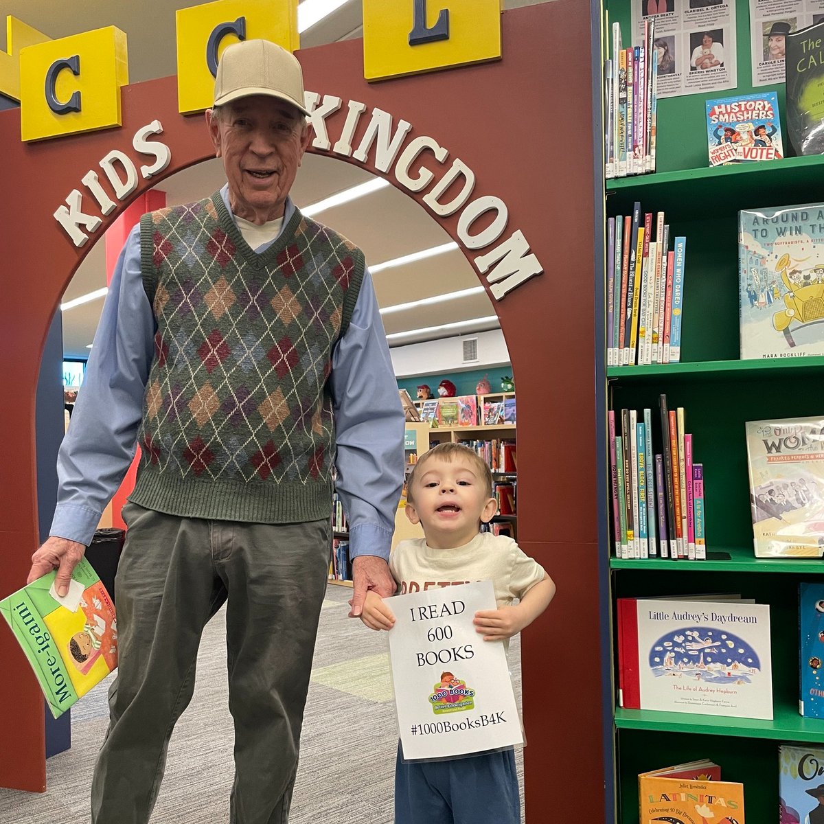 Congratulations to Henry on reading 600 books! He is well on his way to reaching the goal of 1000 Books Before Kindergarten! Way to go, Henry!

#1000booksbeforekindergarten #1000bksb4k #cclnj