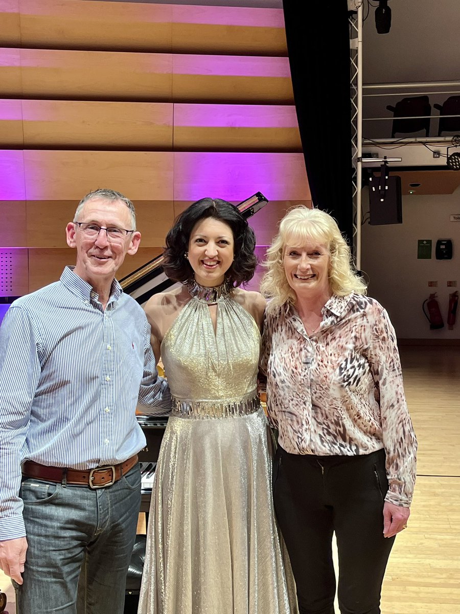MartKettlewell's tweet photo. Fabulous recital given by former student @alexdariescu @PocklingtonOPs @pockschmusic https://t.co/lOeYvHXLA4