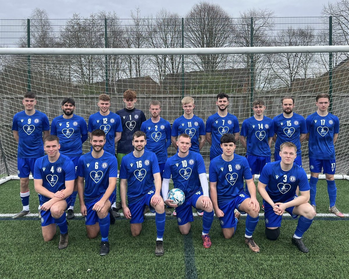 The Men’s Reserves wore new warm up tops before their match on Saturday - purchased by the management team of @Randall1871 and @rickybfcward - featuring a memorial to Jamie Lucas. Always in our thoughts. Forever in our hearts 💙 #OneOfOurOwn #UpTheFielders