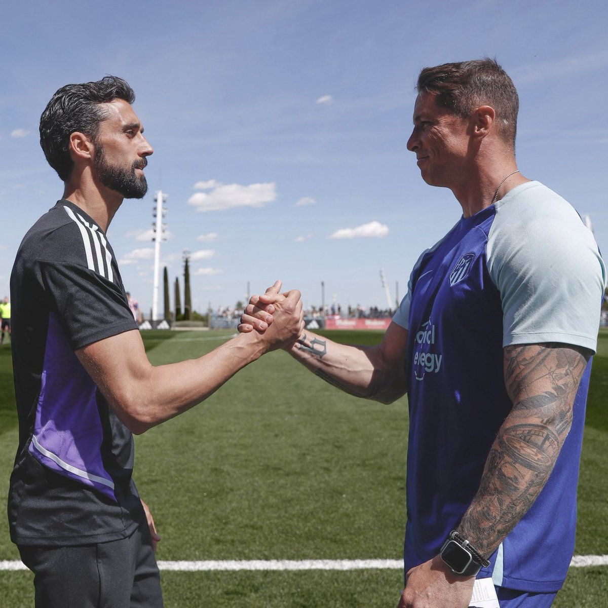 現在のフェルナンド トーレス身体ヤベェ。何目指してるンだ……