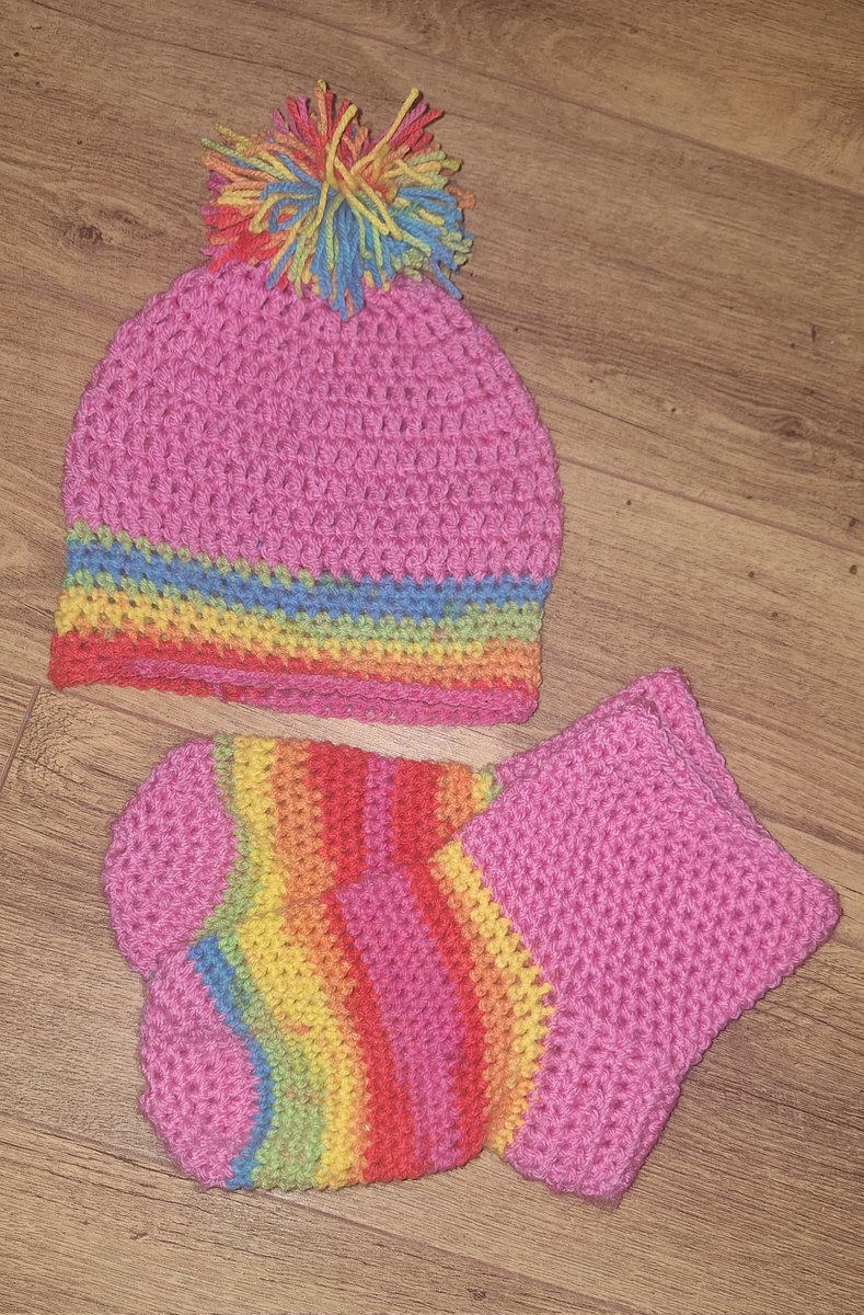 Hi, my names Ginny and I have a wool buying &amp; crochet addiction 🤣

#crochet #crochetaddict #Creative #woollover #crochetlover #crafting