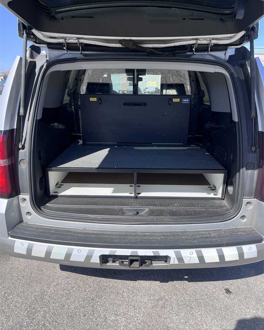 municibid's tweet photo. Where's your next adventure taking you? Get there with this 2019 Chevy Tahoe 🚗 https://t.co/pXGR9SepMl
✅10756 miles
📍Upper Dublin, PA
#chevynation #chevroletnation #chevylife #chevrolet #chevy #suvlife #tahoe #chevytahoe #v8 #4x4 #adventure #explore #outdoors #roadtrip https://t.co/bHarbiEcav