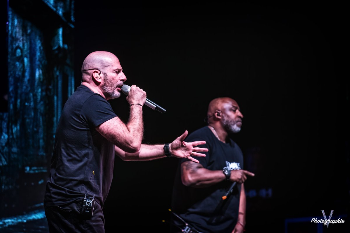 [RETOUR EN IMAGES] 📸 Le samedi 2 mars dernier, #IAM enflammait #Cergy dans le cadre de sa tournée #HHHistory ! 

🎤 Au sein de la salle de spectacle, <a href="/Ledouzecergy/">Le Douze Cergy</a>, le groupe de #rap emblématique composé d’Akhenaton, Shurik’n, Kheops, Imhotep et Kephren ont joué leurs plus