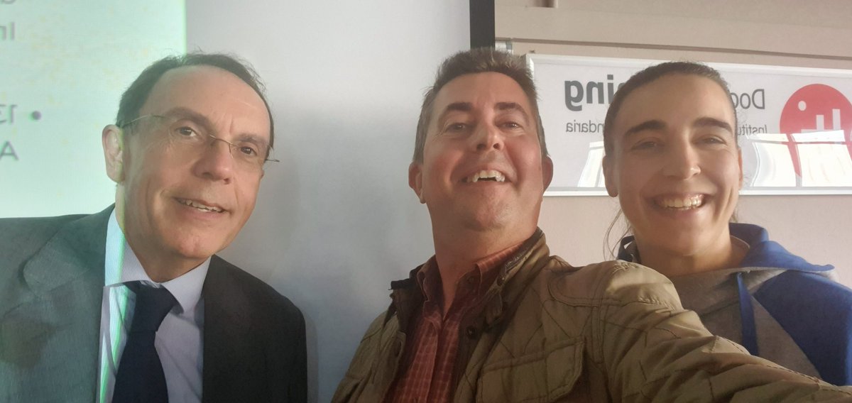 BorjaInzaRTVE's tweet photo. Un placer, @IES_Fleming @Fervipat @oviedocb @CeliaFireflay @OviedoBF en RNE - Asturias @rne https://t.co/hBnzfMKg16