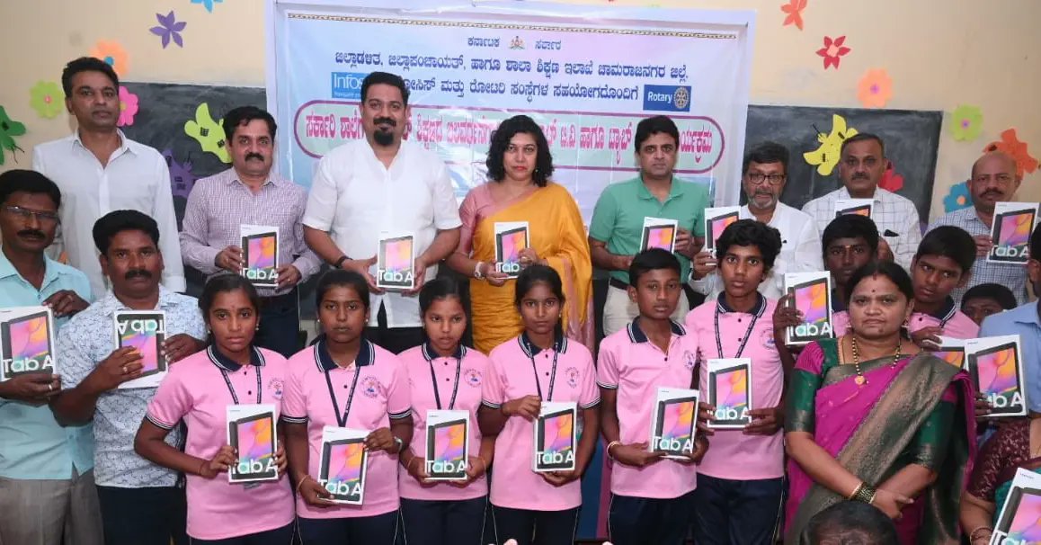 dcchnagar's tweet image. ಗ್ರಾಮೀಣ ಭಾಗದ ಮಕ್ಕಳಿಗೂ ಡಿಜಿಟಲ್ ಶಿಕ್ಷಣ : ಜಿಲ್ಲಾಧಿಕಾರಿ ಶಿಲ್ಪಾ ನಾಗ್

facebook.com/share/yTrydYoA…

#Chamarajanagar #Digitilization #DigitalTransformation #ChamarajanagarUpdates