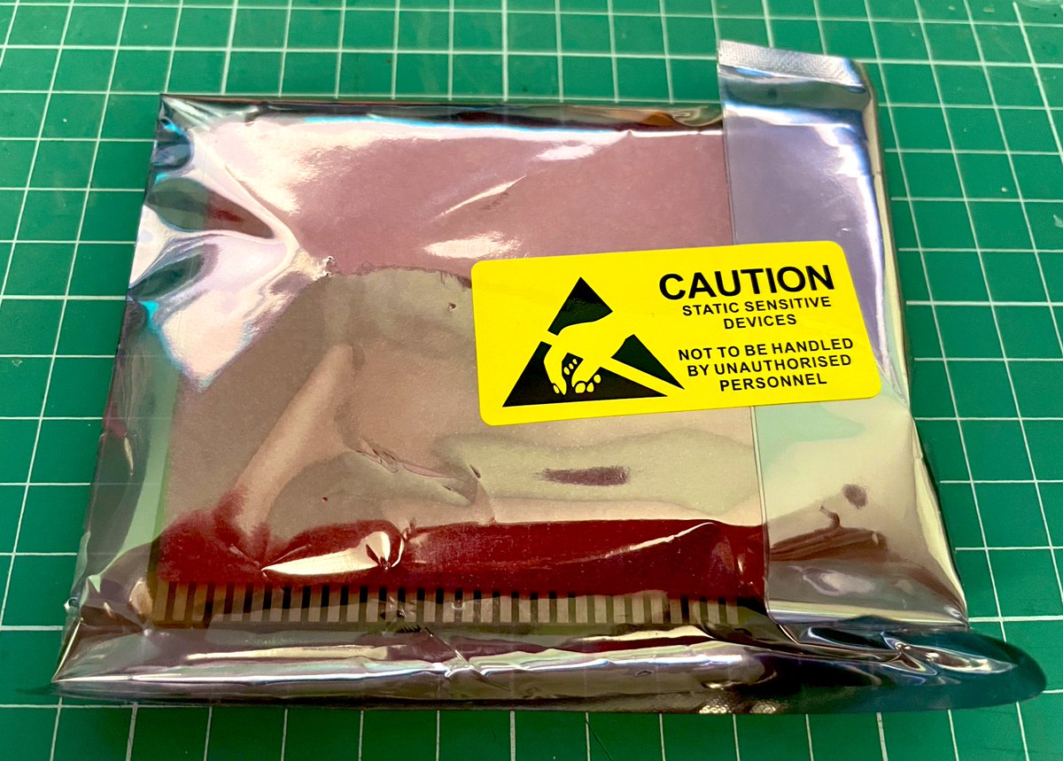 PiotrPaszynski's tweet image. The #PicoMEM just arrived. The next is preperation of the test bed. Thank you @FreddyVETELE for such quick delivery. 
#retroPC #oldpc #pcmr #pico #raspberrypi