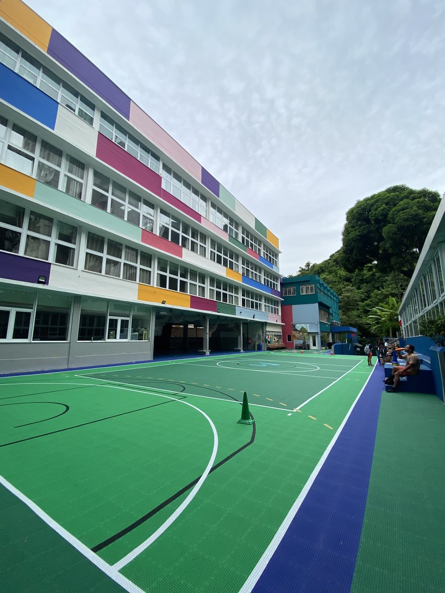 isblib's tweet photo. Leila, in Grade 10, is currently attending Lycée Molière in Rio de Janeiro: "Since Feb. 12, Agora &amp; @aefeinfo have given me the chance to participate in the exchange program they offered. The people and teachers are great and very welcoming." #ADNAEFE #aefeinfo #EFE #AEFE #lycee https://t.co/7r1NEnaIiE