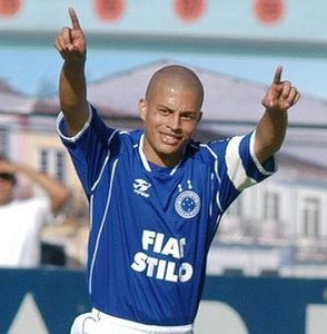 spacecowboy1921's tweet photo. @futnostalgico 🇧🇷 Alex em 2003
🏟️ 63 jogos
⚽ 39 gols
🎯 39 assistências https://t.co/OseUGTsgjL