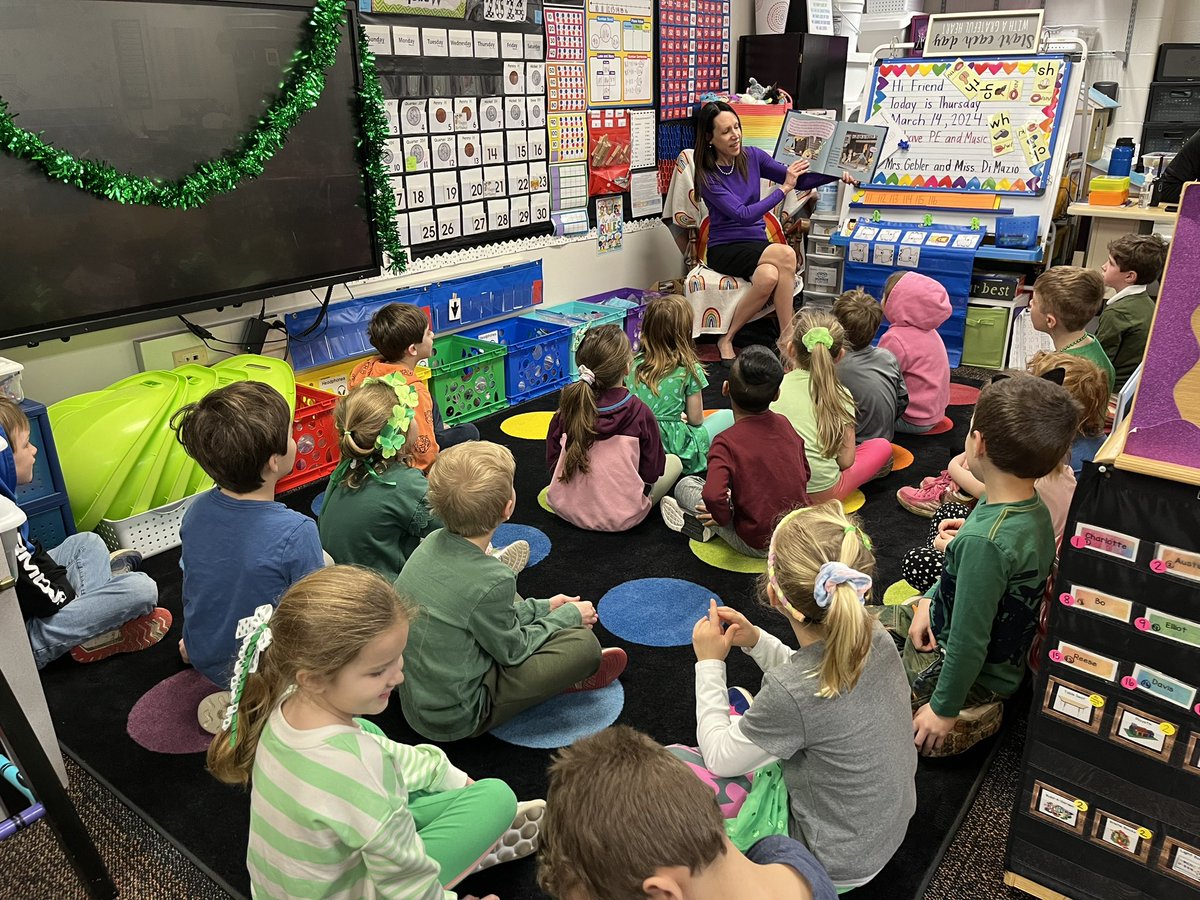Knuckle Bunny Too was an adorable read from Mrs. Quinn! Thank you for reading to us for March Madness!! #cfevs #cftogether