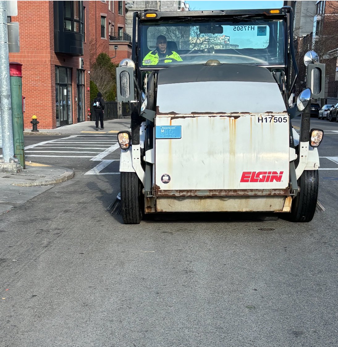 PWD personnel continue with clean-up efforts along the St. Patrick’s Day parade route in #SouthBoston. Shout-out to our Highway Division for all their hard work before, during & after the event. ☘️ 🧹