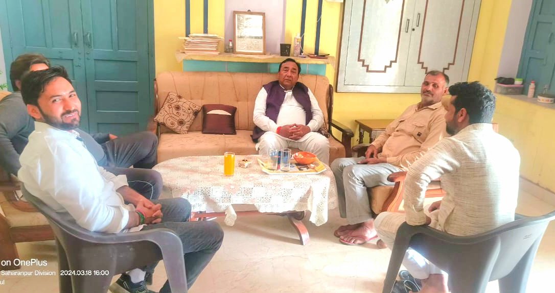 #मुजफ्फरनगर #अपनों_के_बीच  
अगर आपकी सेवा के लिए मैं अपना सब कुछ न्यौछावर भी कर दूं, तब भी आपके इस प्रेम का मोल नहीं चुका पाऊंगा। इस प्रेम के लिए आप सभी का दिल से आभार।
#RLD #JayantChaudhary
<a href="/jayantrld/">Jayant Singh</a>