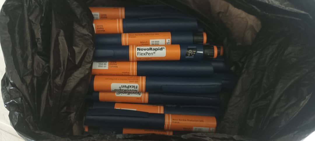 متوفر أقلام الأنسولين دي في كسلا مجاناً لوجه الله من فاعلة خير ربنا يكرمها في الدآرين .. عايزنهم للمحتاجين فقط 
ولو انت بعيد وممكن زول يستلم ليك من كسلا ممكن 
0119765407