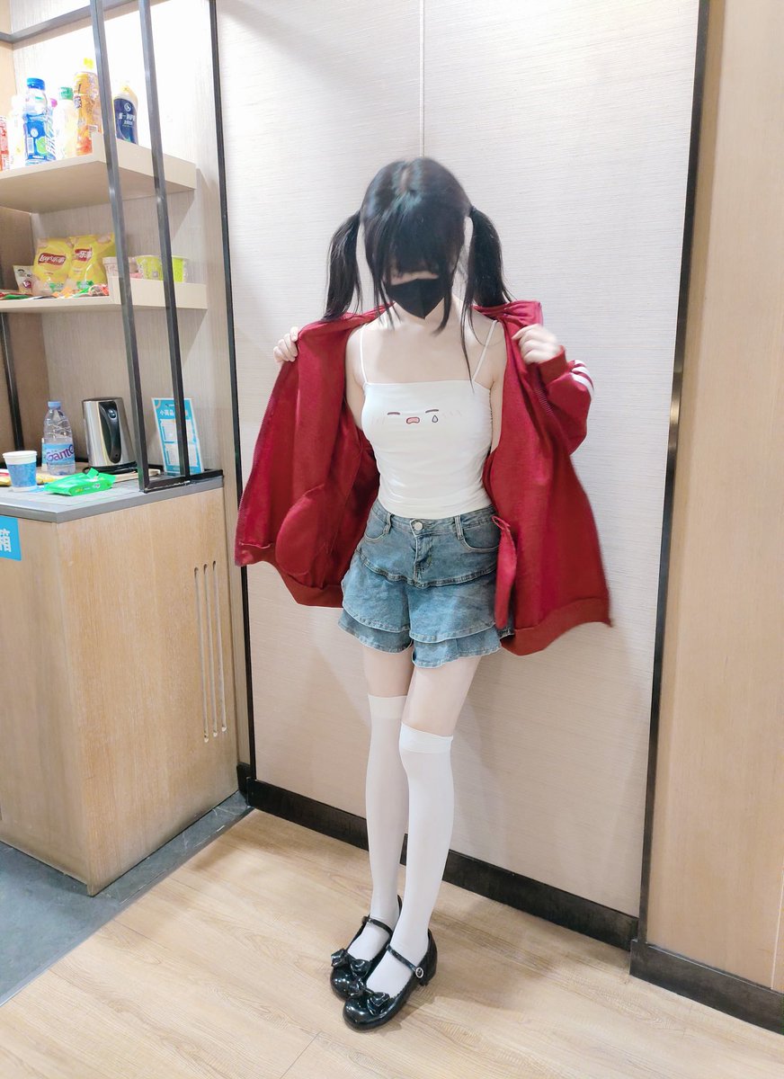 Nora060406's tweet photo. 拥有晕晕，如获至宝
@Daguidiyi 
@Fojiangnice 
@DaFoer_ https://t.co/kuPWYRjNrX