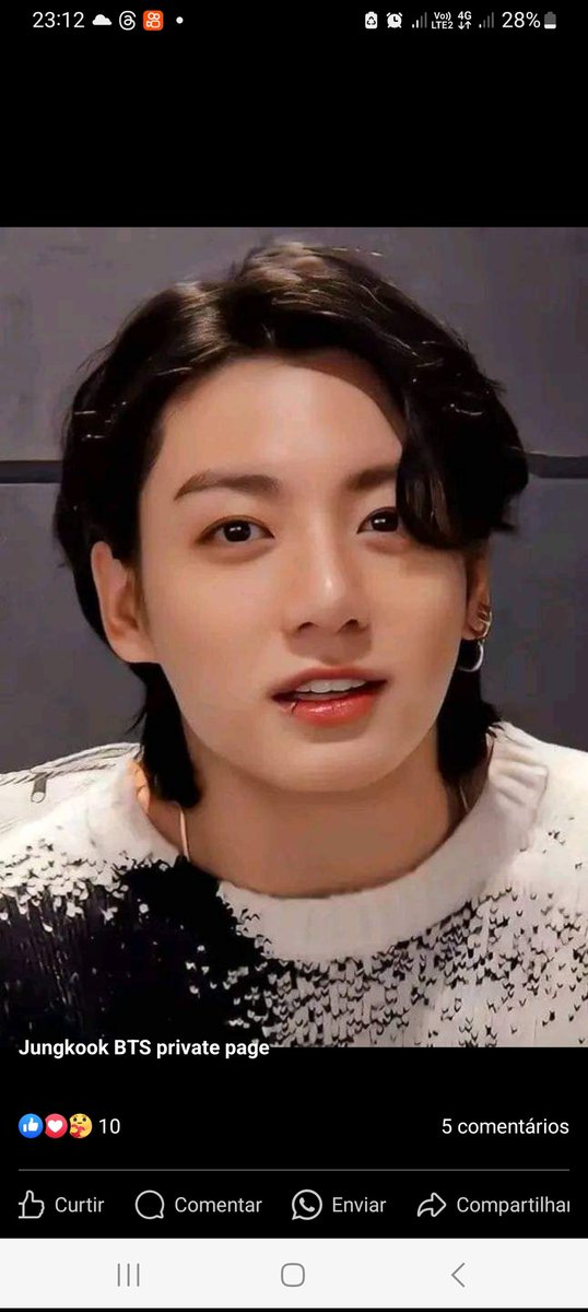fafasilva247's tweet photo. Meu bom.dia se resume no amor de uma vida kkk jungkook 100% https://t.co/AUNF6z6lTr