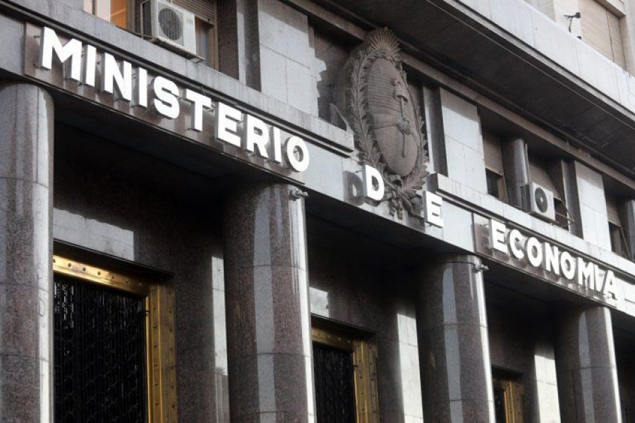 Pharo_ar's tweet photo. 1. Proyectar políticas en materia de precios y abastecimiento
2. Fomentar el crecimiento de las economías regionales, el intercambio comercial entre distintas regiones del país, y su internalización
🧵 https://t.co/DPlctsgxwI
