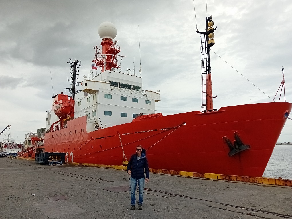 In the Spanish Antarctic Campaign 2023-2024, GMV is pivotal in the Galileo PRS - IHM project aboard the BIO #Hespérides , testing receivers and establishing crucial reference points for future hydrographic endeavors.

ow.ly/CgCk50QVvSv

#Antarctic #GalileoPRS  #GMVteam 🚢❄️