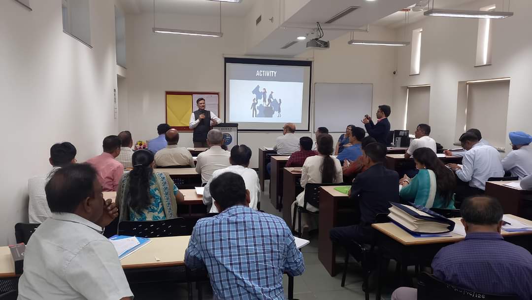 fssaiindia's tweet image. The inauguration function of #RefresherTraining Programme scheduled between March 18 to March 22, 2024 for Designated Officers of Gujarat, Kerala and Punjab was held today, at the Indian Institute of Public Health (#IIPH), #Gandhinagar, #Gujarat. (1/2)
