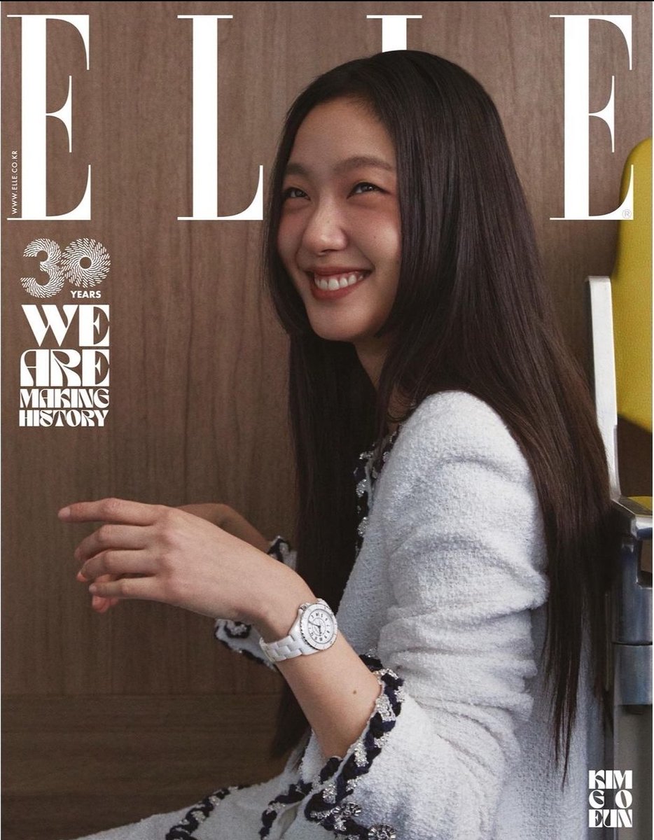 heavyreviewer's tweet photo. #KimGoEun 's old works with #chanel

What's your favorite?
Which do you think gave Chanel the biggest smile? https://t.co/FItuBTvzpj