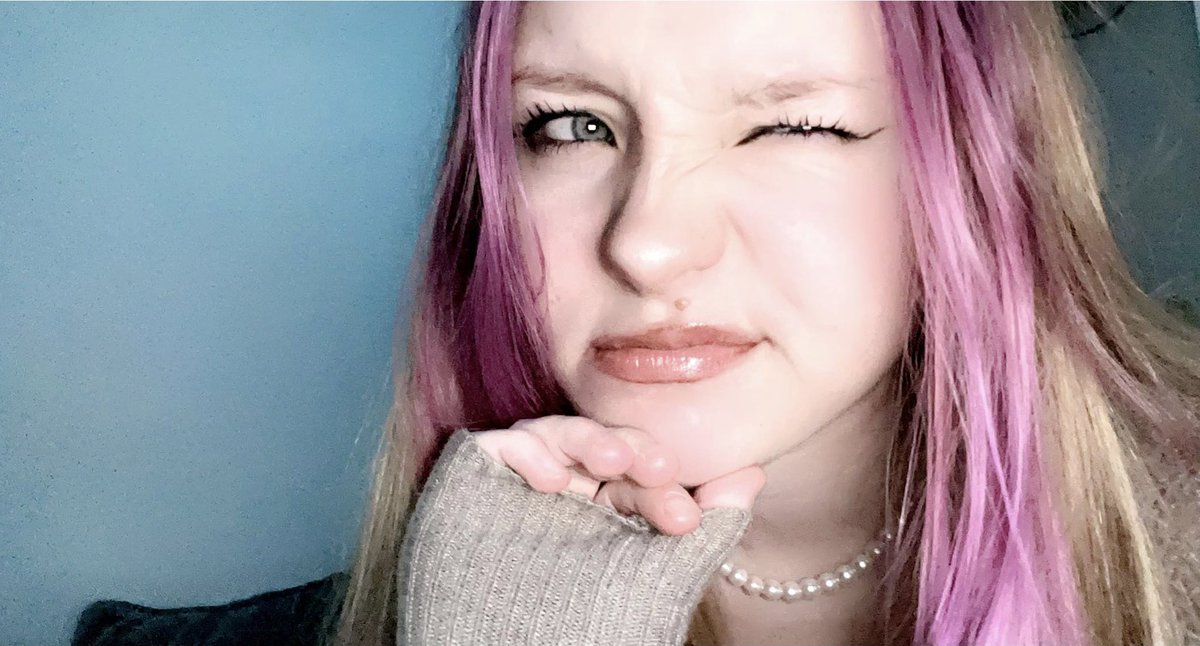 ShannaCarroll80's tweet photo. #mydaughter #sweetaspie #stunning #17forever #PfizerLiedPeopleDied #covidprotocol #whathappend #neverstop #stopmandates https://t.co/ScHitAUEUH