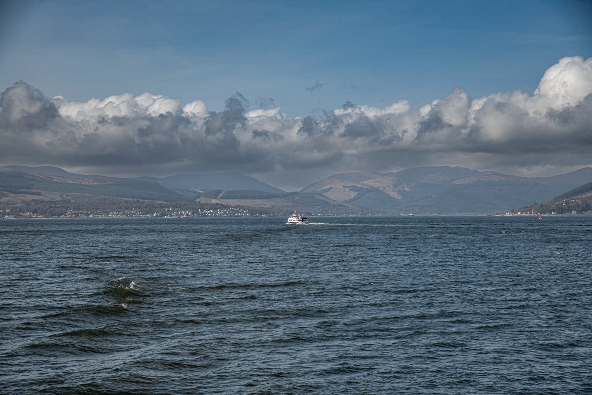 Gourock sunshine Cal mac Dunoon Ferry #Gourock #Inverclyde #Scotland @discinverclyde @VisitScotland @CalMacFerries