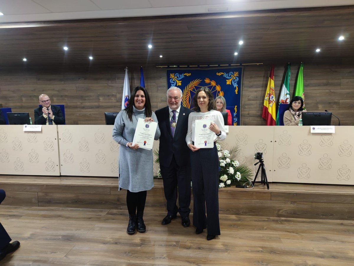 HUPMCadiz's tweet photo. Dos enfermeras de la UCI de Neonatos han sido galardonadas con el 2* premio en el XVIII Certamen Nacional de Enfermería ‘José López Barneo’ otorgado por el Ilustres Colegio Oficial de Enfermería de Jaén en relación a su trabajo ‘Salud mental parental tras el parto pretérmino’ https://t.co/bn7d5ZI1ia
