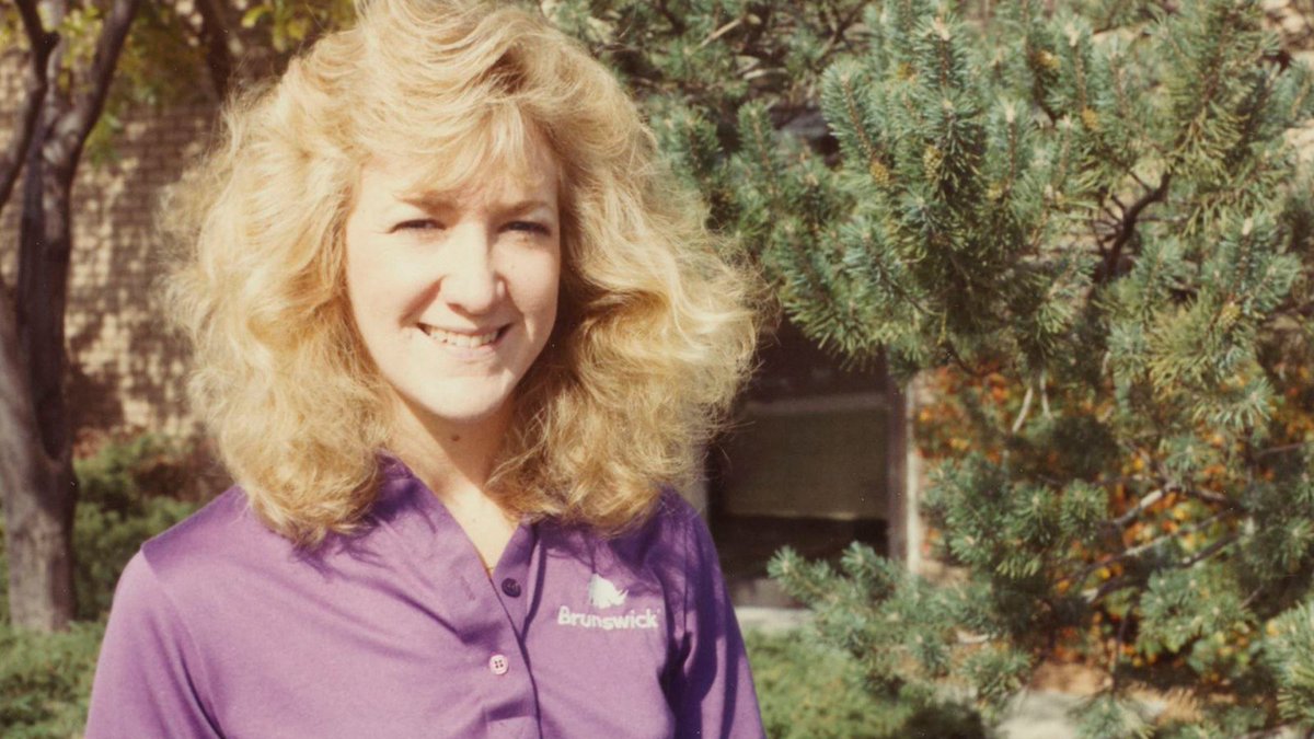 PWBATour's tweet photo. Women's History Month Spotlight: Lisa Wagner | Celebrating the incredible career of Lisa Wagner, a trailblazer of women's bowling! With 32 PWBA titles, including major wins at the '88 U.S. Women's Open and '96 WIBC Queens, she's an icon in the bowling world. https://t.co/PXTSKKPeC1