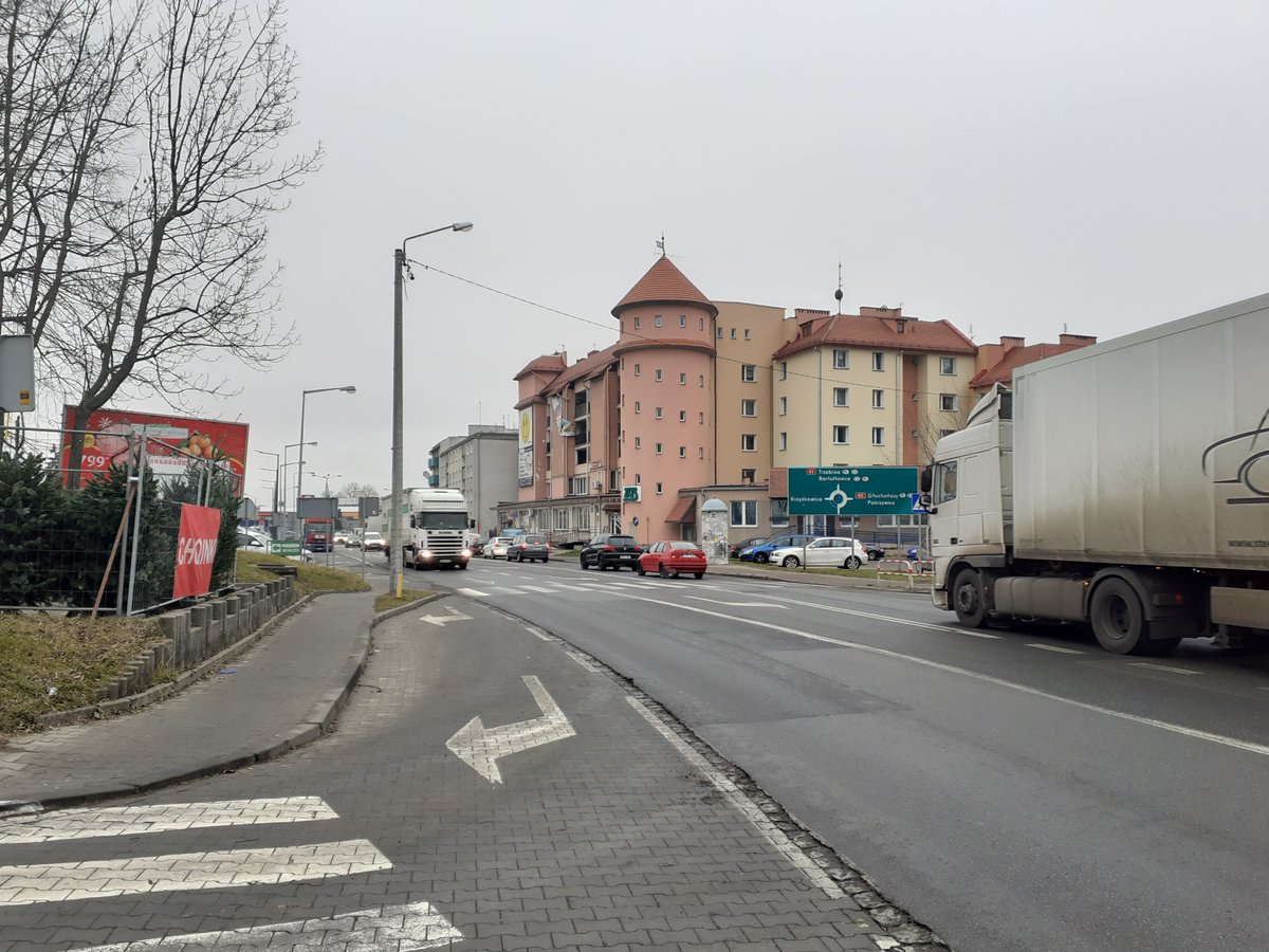 GDDKiA_Opole's tweet photo. Zapraszamy na kolejne spotkanie informacyjne związane z budową obwodnicy Prudnika w ciągu #DK41, które odbędzie się w piątek 22.03 br. w Prudnickim Ośrodku Kultury. Przybliżymy rozwiązania projektowe dla wariantu rekomendowanego we wniosku o DŚU. @GDDKiA @MI_GOV_PL #100obwodnic https://t.co/zje7ZNTOL5