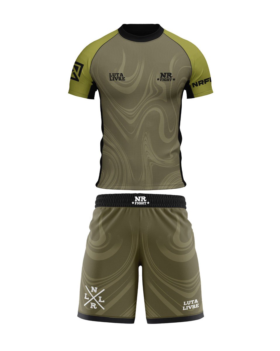 NicolasRenier_'s tweet photo. Encore 3 jours pour commander ta tenue en édition limitée : 

https://t.co/Fl9Q6Zwkfn https://t.co/6495zh2So7