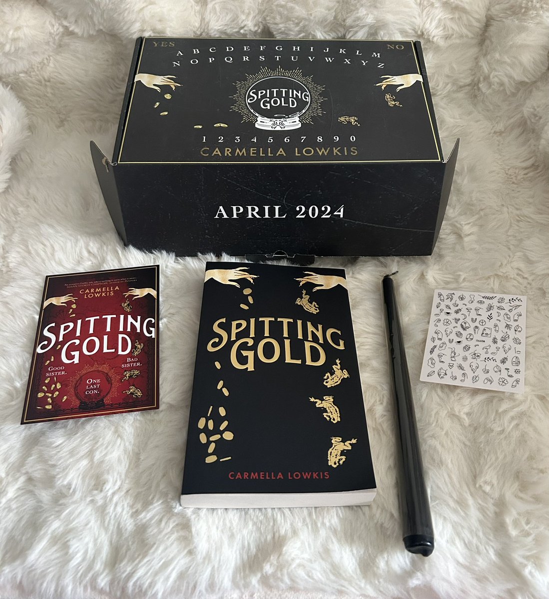 💛🖤 BOOK POST 🖤💛

Huge thanks to @carmellalowkis @DoubledayUK for my gorgeous proof box 💛🖤

#SpittingGold is out 18/4 

Susan Stokes-Chapman had this to say …. ‘An evocative Gothic tale where nothing is quite what it seems.’

So excited to get stuck in!

Out 18/4