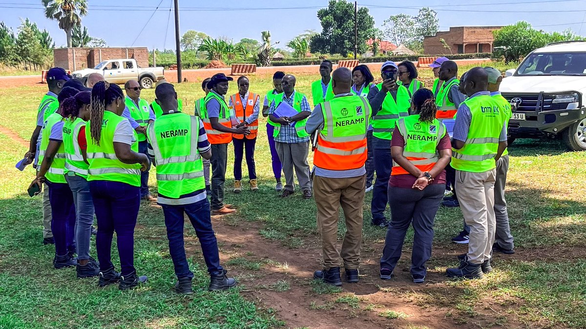 @WorldBankAfrica officials led by the Uganda Country Manager and @aweitz1105, Practice Manager for transport in East Africa, recently inspected #UNRAworks on Kamdini—Lira—Soroti—Mbale—Tororo Road Corridor [NERAMP, a project funded by the World Bank]. @WBG_Transport