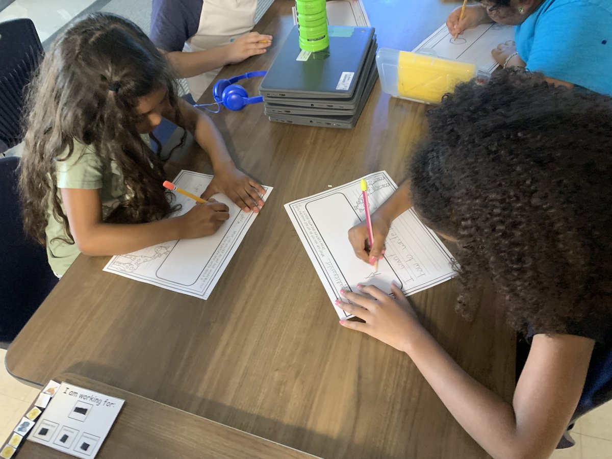 Amanda Barrett tweet media