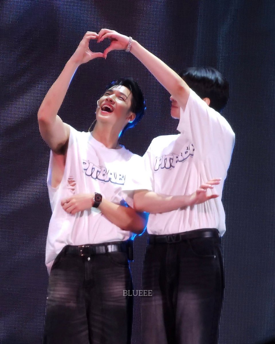 bl9_uebbb's tweet photo. True love

PingNut Love At First Sight 
#พี่ปิงให้พี่นัทคนเดียวนะทุกคน https://t.co/HWMcfjwHRk