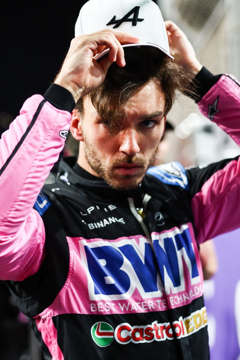 🚨 Pierre Gasly devient 𝗰𝗼-𝗮𝗰𝘁𝗶𝗼𝗻𝗻𝗮𝗶𝗿𝗲 𝗱𝘂 𝗙𝗖 𝗩𝗲𝗿𝘀𝗮𝗶𝗹𝗹𝗲𝘀, en National ! 🇫🇷👔

Grand fan de football, le pilote français explique sa démarche :  « Le monde du foot me passionne, je suis tous les résultats. J'ai joué au foot quand j'étais petit. 

C'était