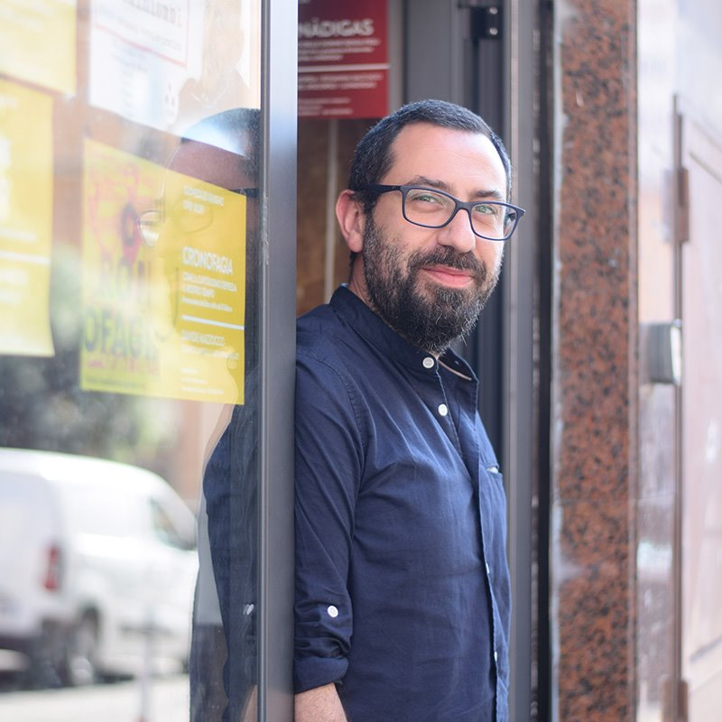 bibcorsini's tweet photo. ✍🏻 "il mestiere del #traduttore"
sabato #23marzo h11
incontro gratuito con #federicotaibi #micheletrionfera @tummolini 
a cura del nostro #circolodilettura 

per partecipare:
villinocorsini@bibliotechediroma.it

#villinocorsini #bibliotechediroma #Villapamphilj #traduzione https://t.co/DrwuKi1yY5