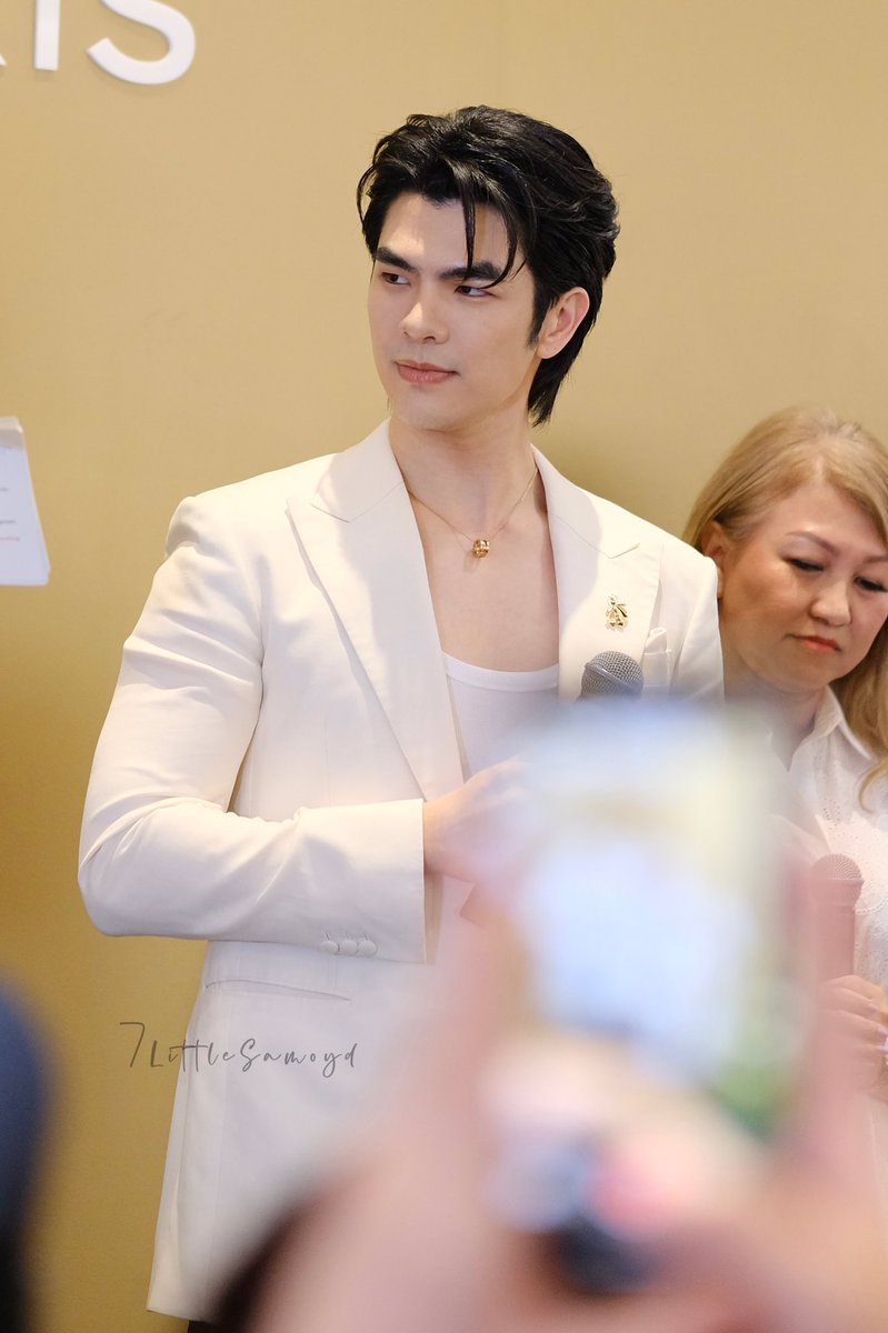 Like we always say, he is Milk Baby ><

Photo by Camus10000  
Ed by <a href="/siye0624/">🍀clover_si</a> 

MILE AT GUERLAIN TRX KL

#GuerlainEventMYxMile #MilePhakphum 
<a href="/milephakphum/">mile phakphum</a>