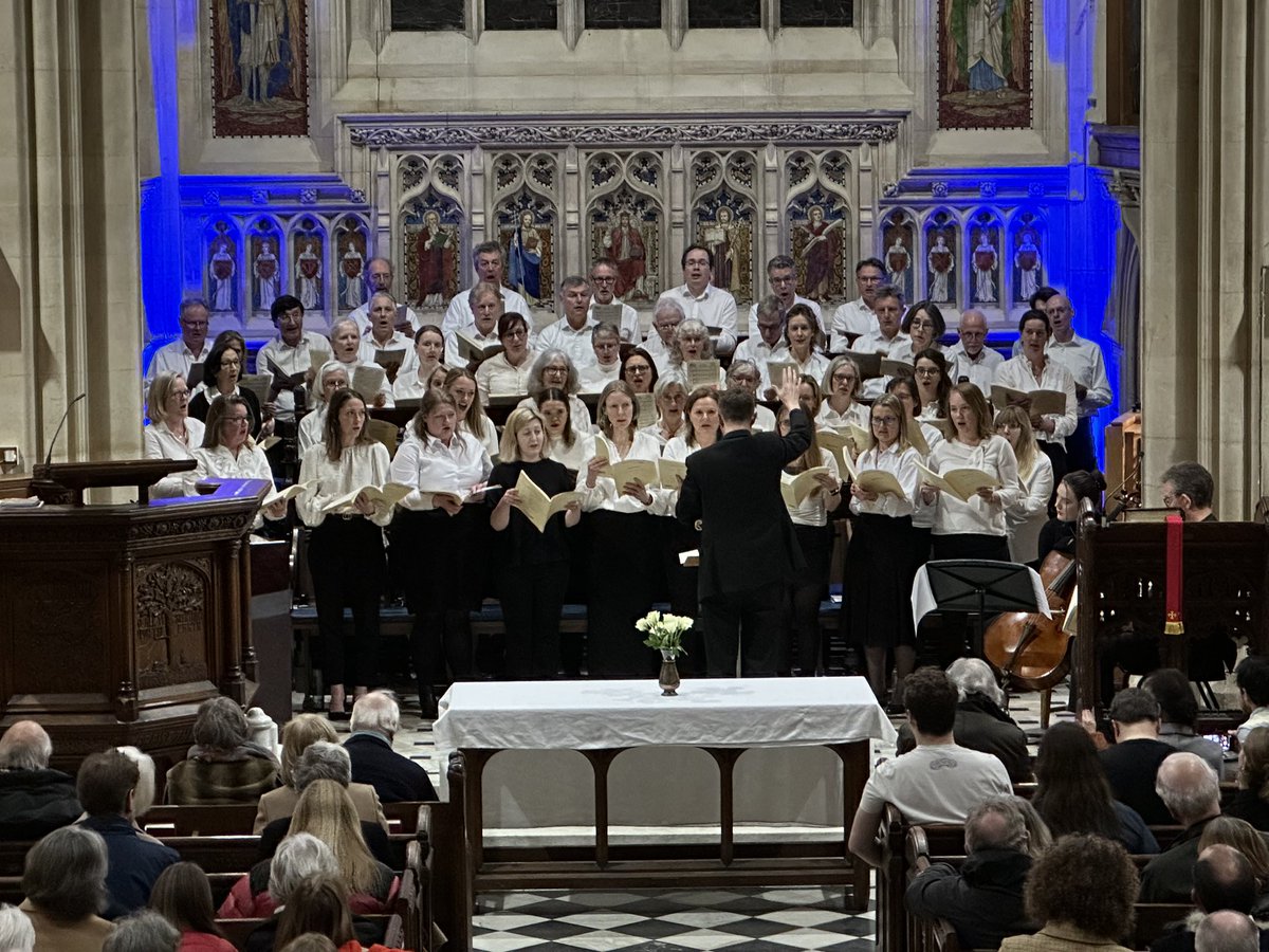 It’s been a busy patch for the Music Department at @LeysCambridge - Chapel Choir dinner, evensong at @StAlbansCath and the Choral Society Duruflé Requiem concert in the last week…