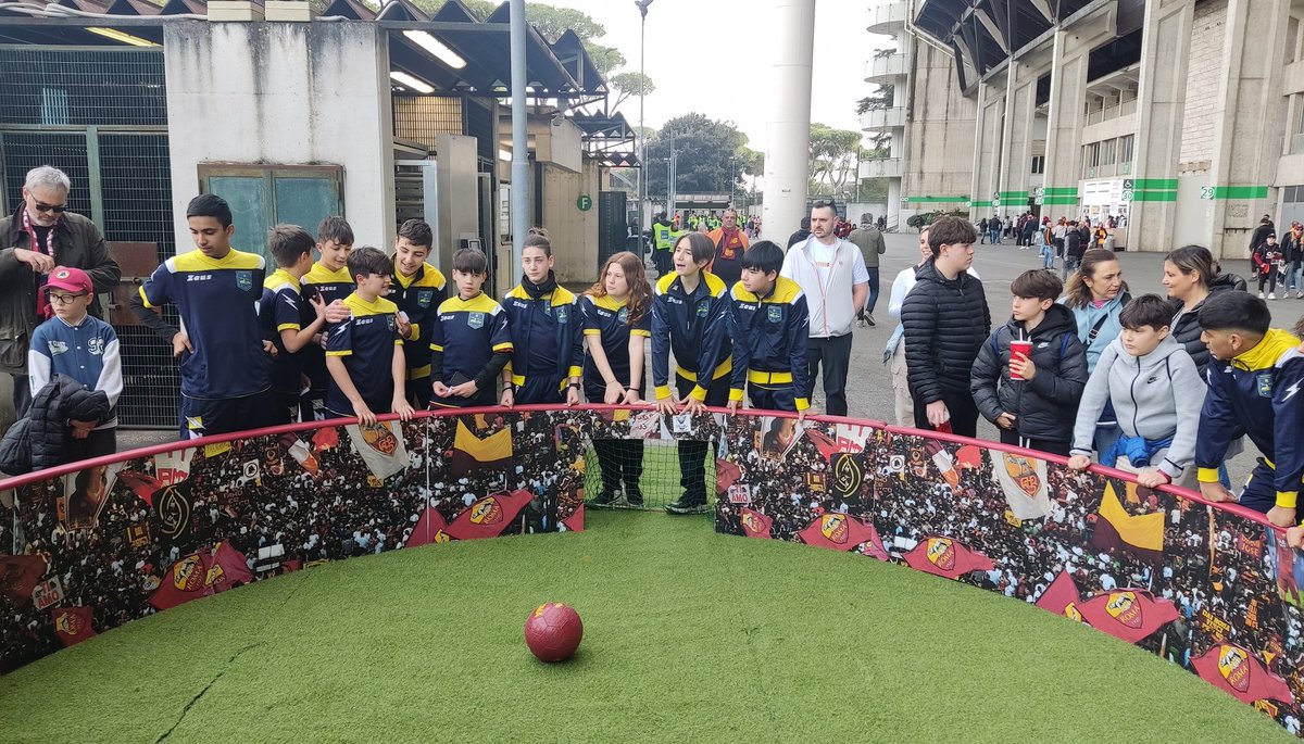 ⚽ Weekend all’U-Power Stadium con <a href="/ACMonza/">AC Monza</a> e all’Olimpico con <a href="/OfficialASRoma/">AS Roma</a>

⚪🔴 A Monza i ragazzi della #JuniorTIMCup hanno salutato da bordo campo i calciatori del Club biancorosso
🟡🔴 A Roma sfida all’ultimo gol in una speciale arena per la Gladiators Challenge, dove i