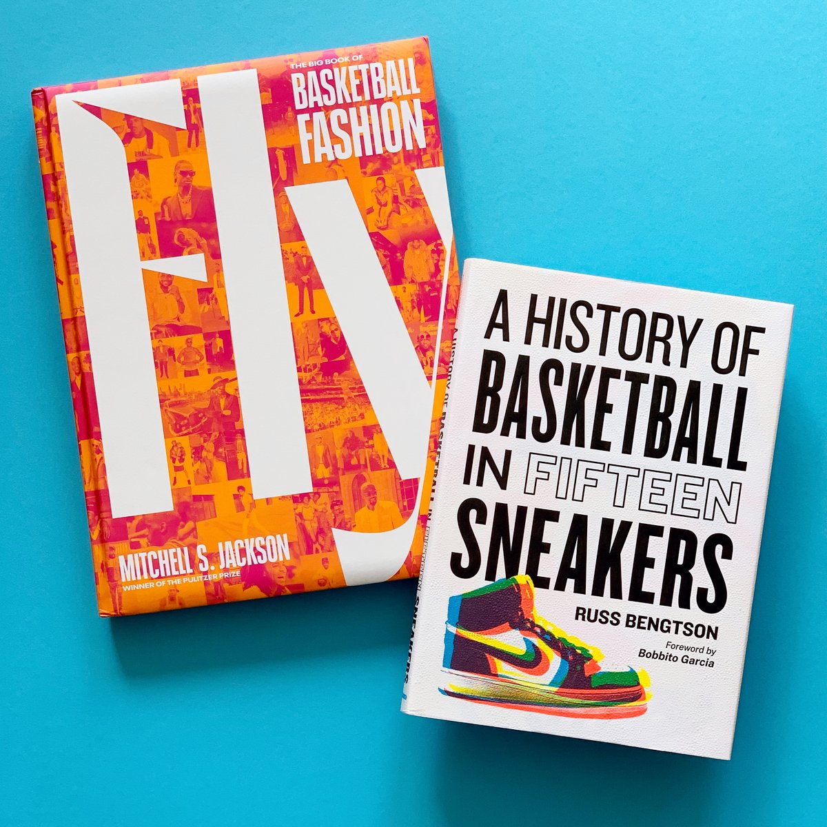 March Madness checklist: Comfy couch ✅ High-speed cable ✅ Appropriate commercial break reading material ✅ Grab a copy of these books to stay in the #basketball mindset and learn more about the history of the game. bit.ly/flybyMJ bit.ly/AHistoryOfBask…