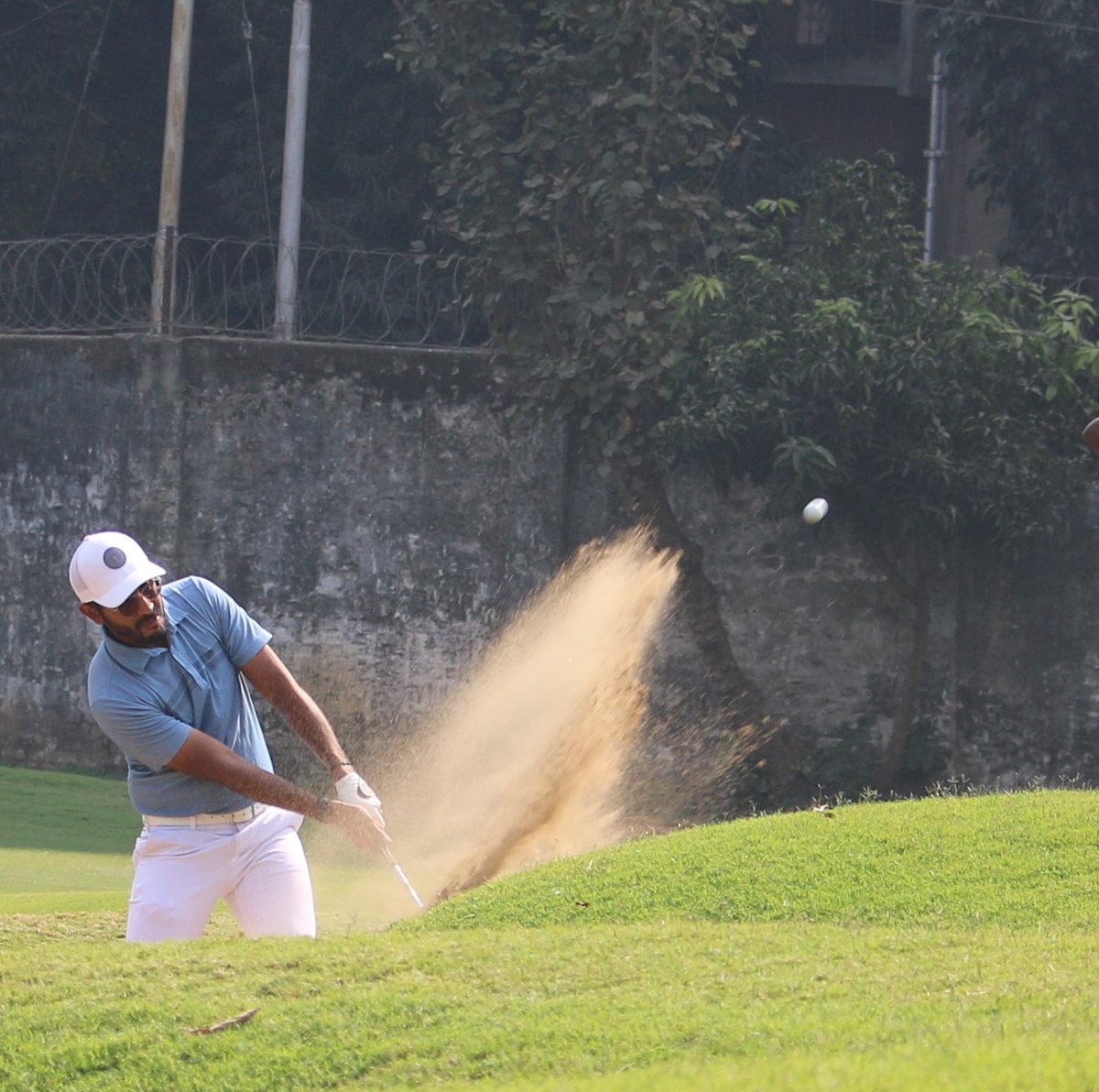 Landed in the Royal City of Kolkata for the #KolkataChallenge, co-sanctioned @Challenge_Tour & @pgtofindia event at the Royal Calcutta Golf Course #KolkataChallenge #ChallengeTour #Golf #India ⛳🇮🇳