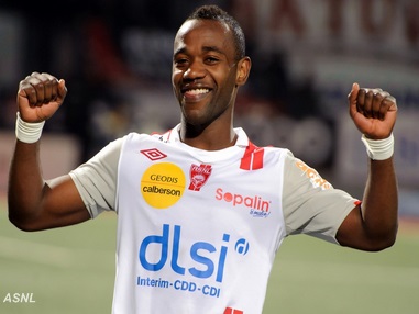 #foot #football #HappyBirthday 

🎂 Joyeux Anniversaire Lossémy Karaboué ( <a href="/lossemykaraboue/">karaboue lossemy</a> ) 🇨🇮🇫🇷 3⃣6⃣ ans milieu de terrain de <a href="/KKUnitedEng/">Khon Kaen United- fan account</a> ex  <a href="/esp19e/">Esperance Paris 19e</a> <a href="/OL/">Olympique Lyonnais</a> <a href="/_CSSA/">CS Sedan Ardennes</a> <a href="/asnlofficiel/">AS Nancy-Lorraine</a> <a href="/estac_officiel/">ESTAC Troyes</a> <a href="/Levadiakos_FC/">Levadiakos FC</a> <a href="/VAFC/">Valenciennes FC 🦢</a> <a href="/fcbotosani/">FC Botosani</a> <a href="/RatchaburiFC/">We are Ratchaburi</a> Suphanburi FC 🇹🇭 PT Prachuap FC 🇹🇭