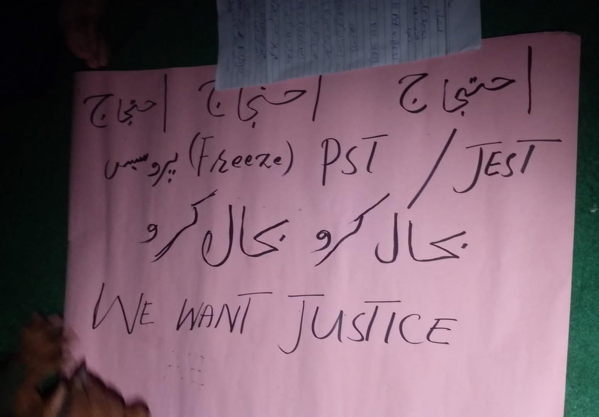IsmailA66997771's tweet photo. #UnfreezePstJestprocess
We want justice 

@Eduministerpk
@MinisterEduGoS
@sh_narejo
@BBhuttoZardari 
@ECP_Pakistan
@SoomroOmer
@sindhinfodepart
@SELD_Sindh
@SindhCMHouse 
@KamranTessoriPk 
@haleemsomro 
@CMSindhMediaCel 
@sardarshah1
@MuradAliShahPPP

#UnfreezePSTJESTProcess https://t.co/yrpuGD7vBd