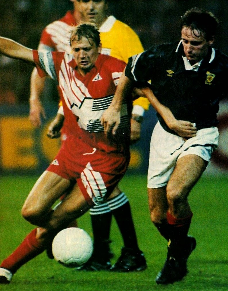 Action from September, 1991 as Scotland take on Switzerland at the Wankdorf Stadion. Match ended 2-2 after a spirited comeback by Scotland with goals from Durie and McCoist.