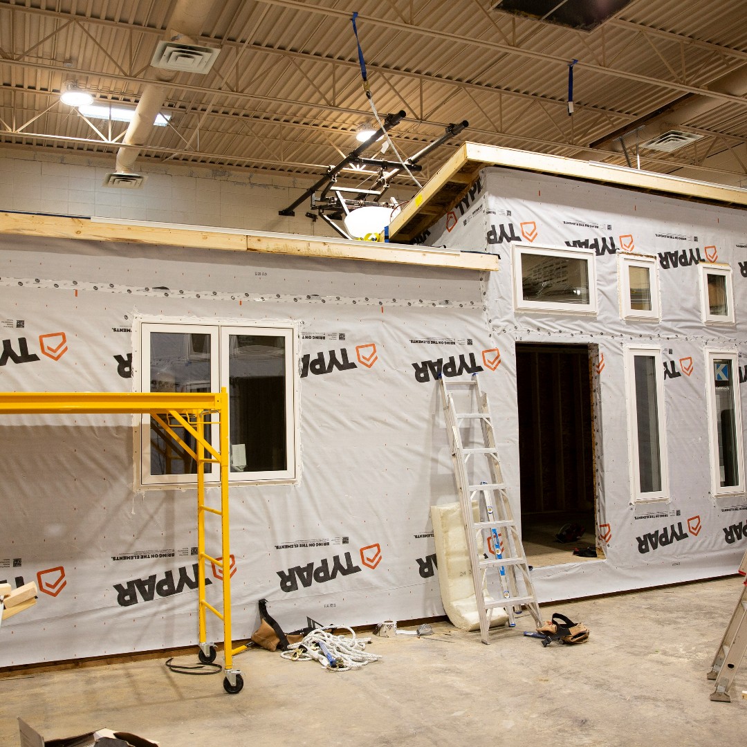 12 Indigenous students, through CLAC Training Saskatchewan, are building four tiny houses, so every community of Touchwood Tribal Council will have one house in Day Star, Kawacatoose, Muskowekwan, and George Gordon.

Check out their progress! 🤩

#clacunhion #bettertogether