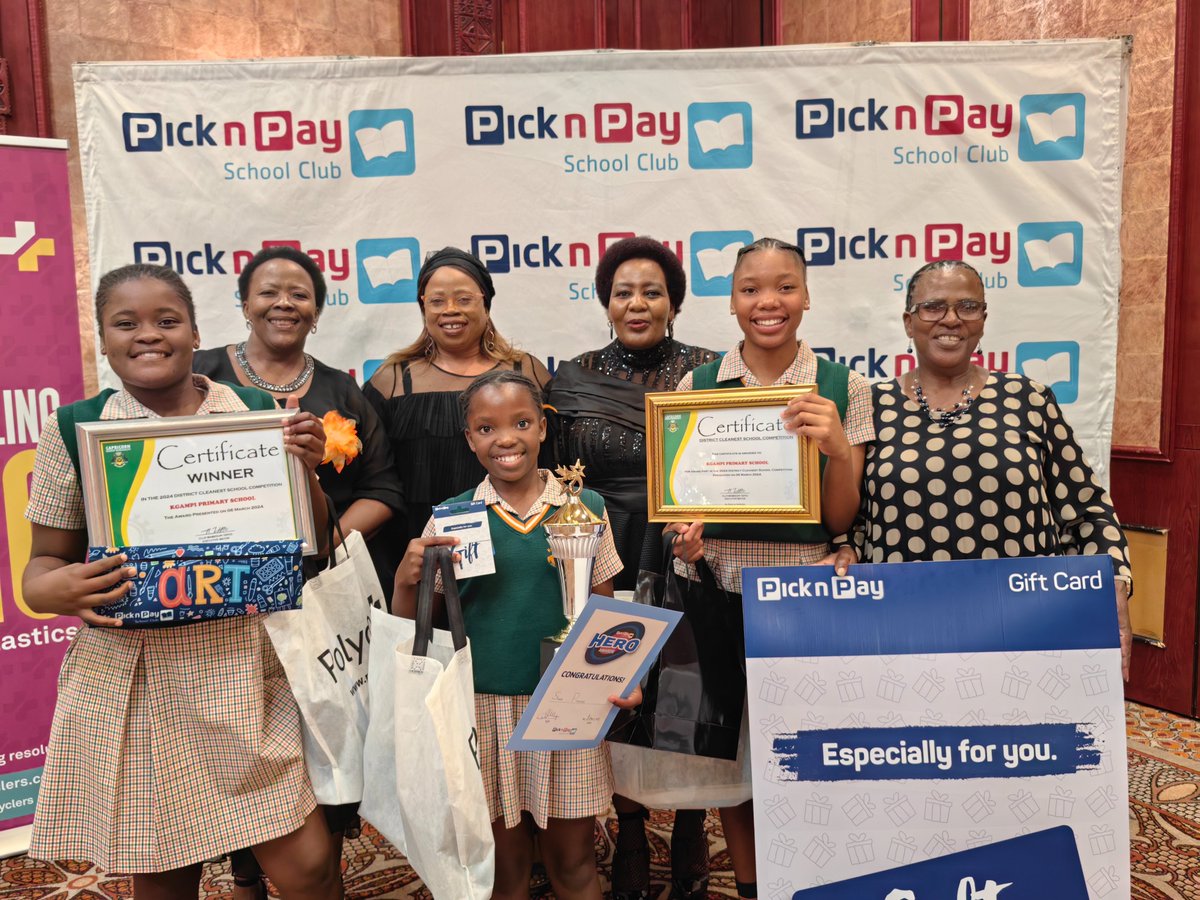 PnPSchoolClub's tweet photo. Let’s give it up for our Young Environmental Heroes!
Pick n Pay School Club and Polyco teamed up for the Capricorn District Municipality’s Cleanest School Competition. Of the 56 participating primary schools, 12 made it to the final round.
#PicknPaySchoolClub #Polyco (1/3) https://t.co/WYrcBRf146