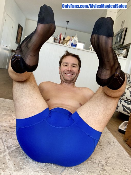 I think I'll wear these to work 😌 https://t.co/7I45upGLiR