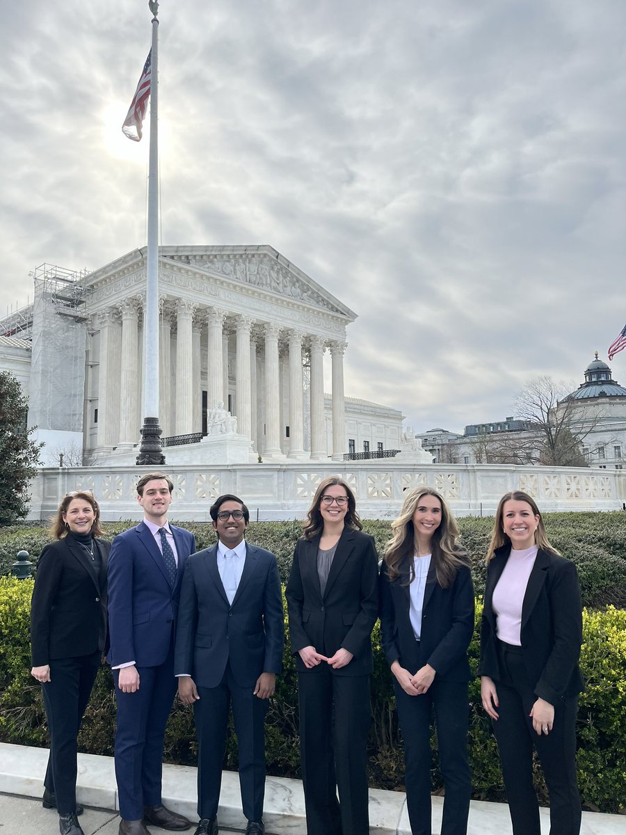 Students Blake Phillips, Hasala Ariyaratne, Maddie Sloat, Jordan Dyer and Zenia Grzebin are attending the oral arguments for NRA v. Vullo at #SCOTUS this morning with #GeorgetownLaw’s #SupremeCourt Institute! 🏛️⚖️✨